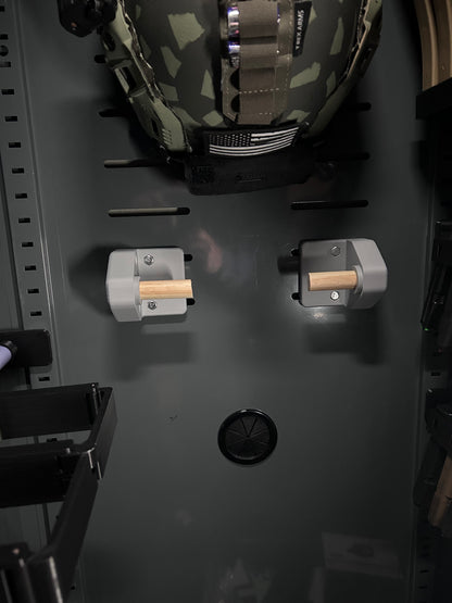 THE Gear Locker (Plate Carrier Hanger)